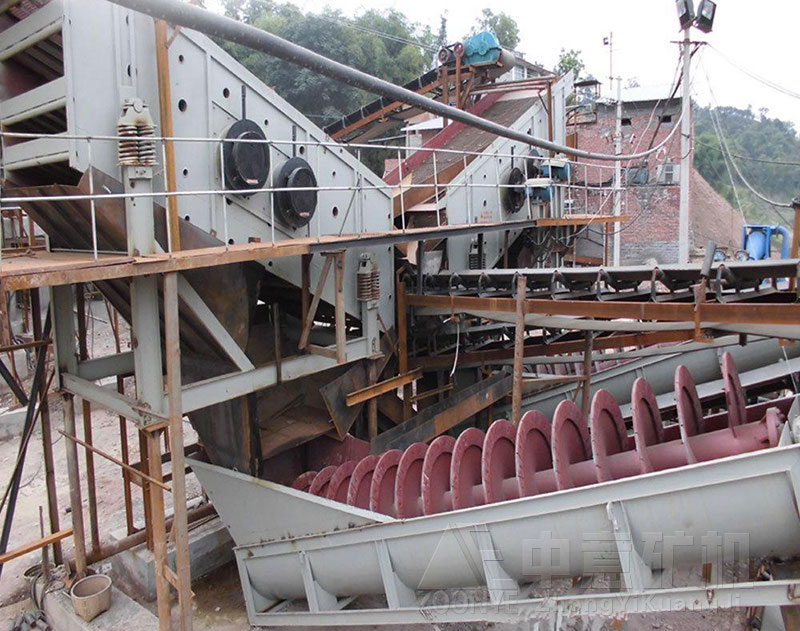 螺旋洗砂机现场2