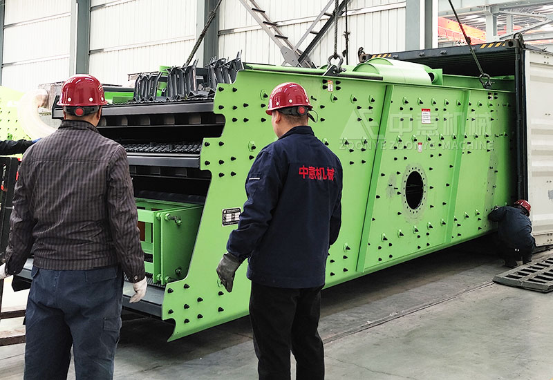 三层振动筛.jpg 三层振动筛